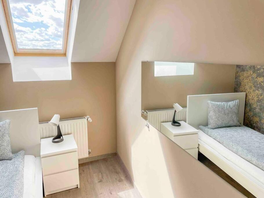 I77 Spacious Modern 3bedroom Apartment Budapest