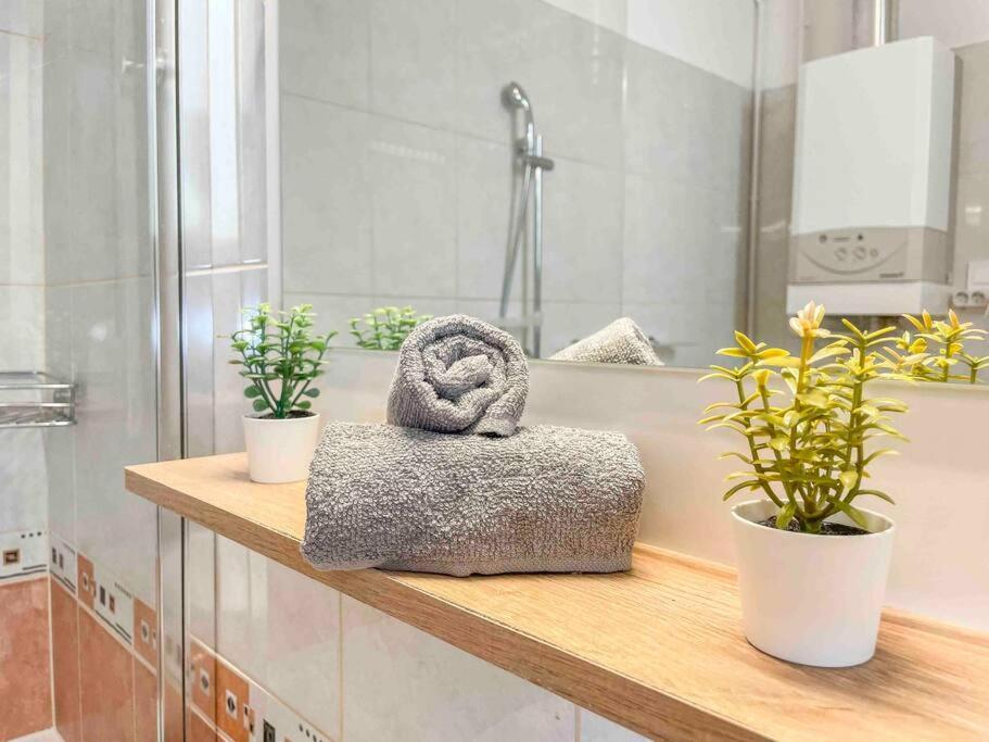 I77 Spacious Modern 3bedroom Apartment