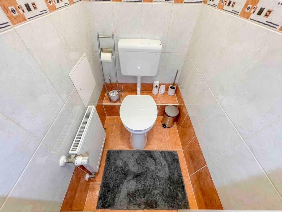 Apartment I77 Spacious Modern 3bedroom Budapest